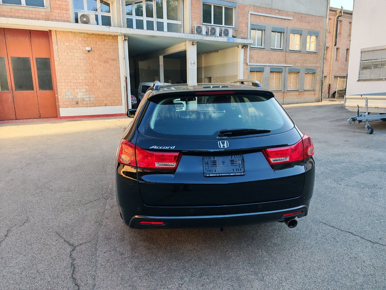 HONDA Accord Tourer 2.0i 16V Elegance-image-4