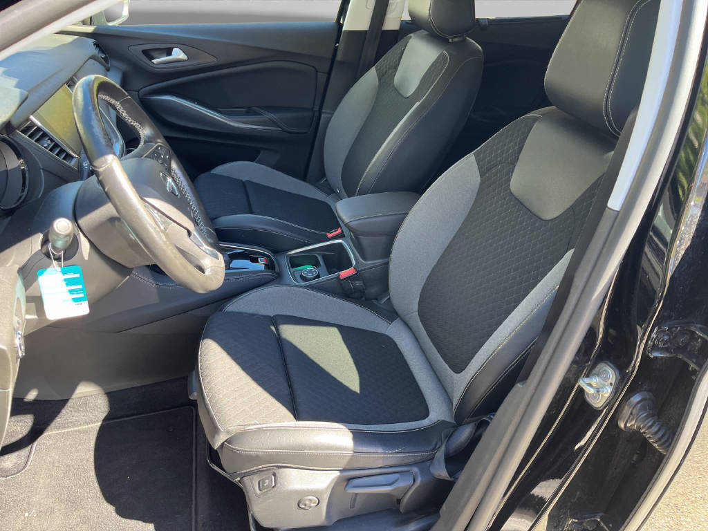 OPEL Grandland X 1.2 T Ultimate-image-4