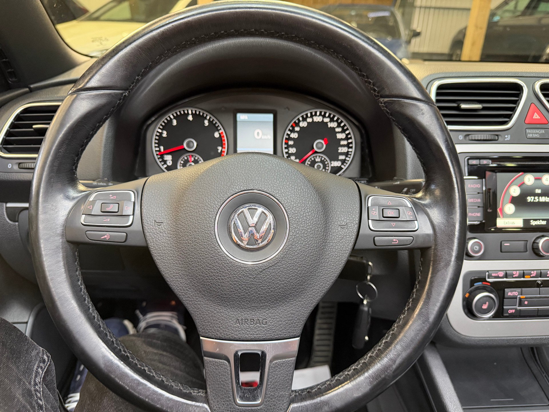 VW Eos 2.0 TSI-image-15