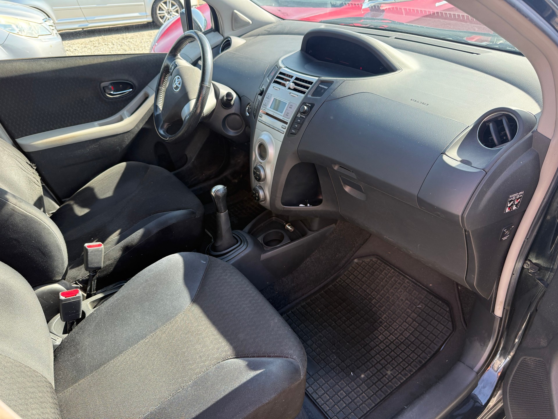 TOYOTA Yaris 1.8 TS-image-4
