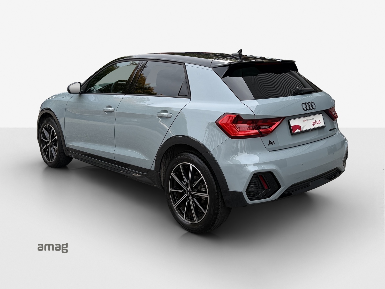 AUDI A1 allstreet 30 TFSI Attraction S-tronic-image-2