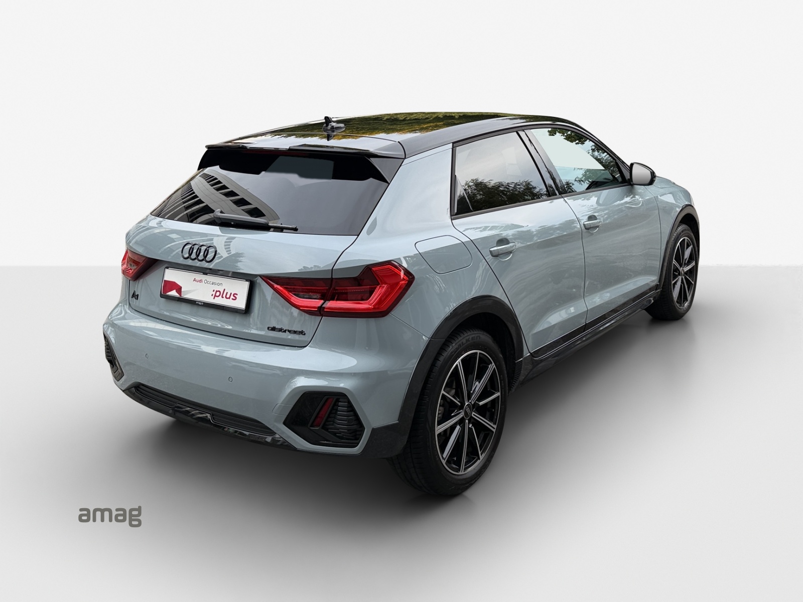 AUDI A1 allstreet 30 TFSI Attraction S-tronic-image-4