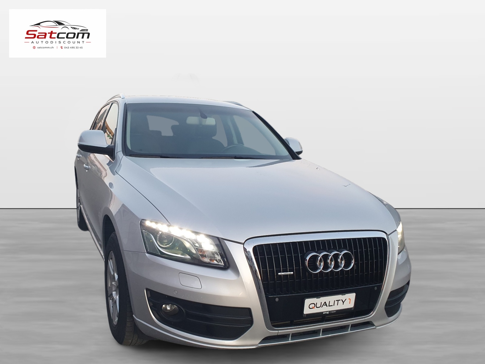 AUDI Q5 2.0 TFSI quattro S-tronic-image-0