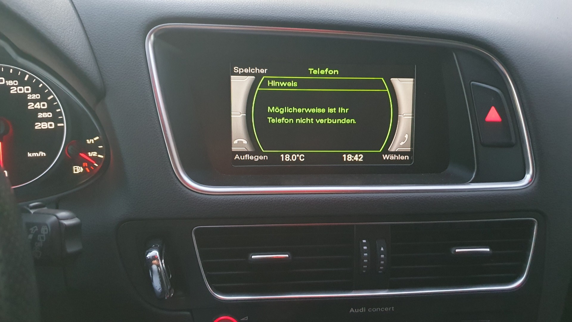 AUDI Q5 2.0 TFSI quattro S-tronic-image-16