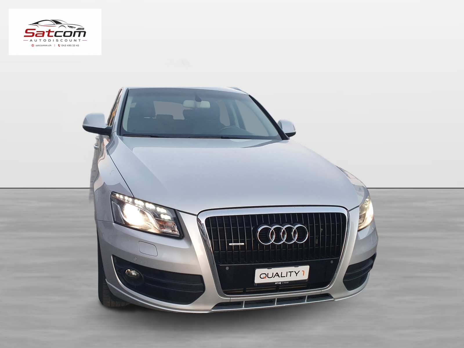 AUDI Q5 2.0 TFSI quattro S-tronic-image-1