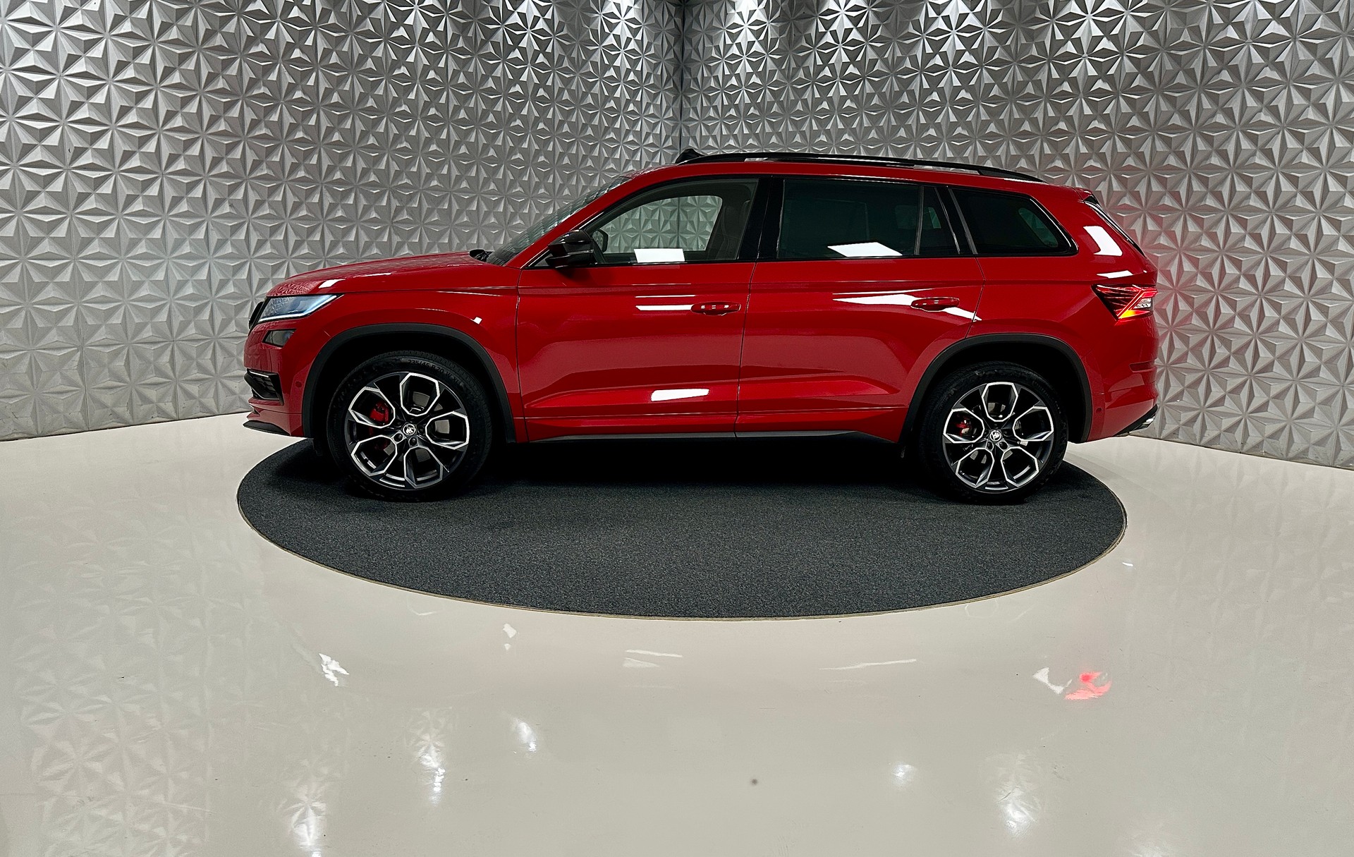 SKODA Kodiaq 2.0 Bi-TDI SCR RS 4x4 DSG-image-7