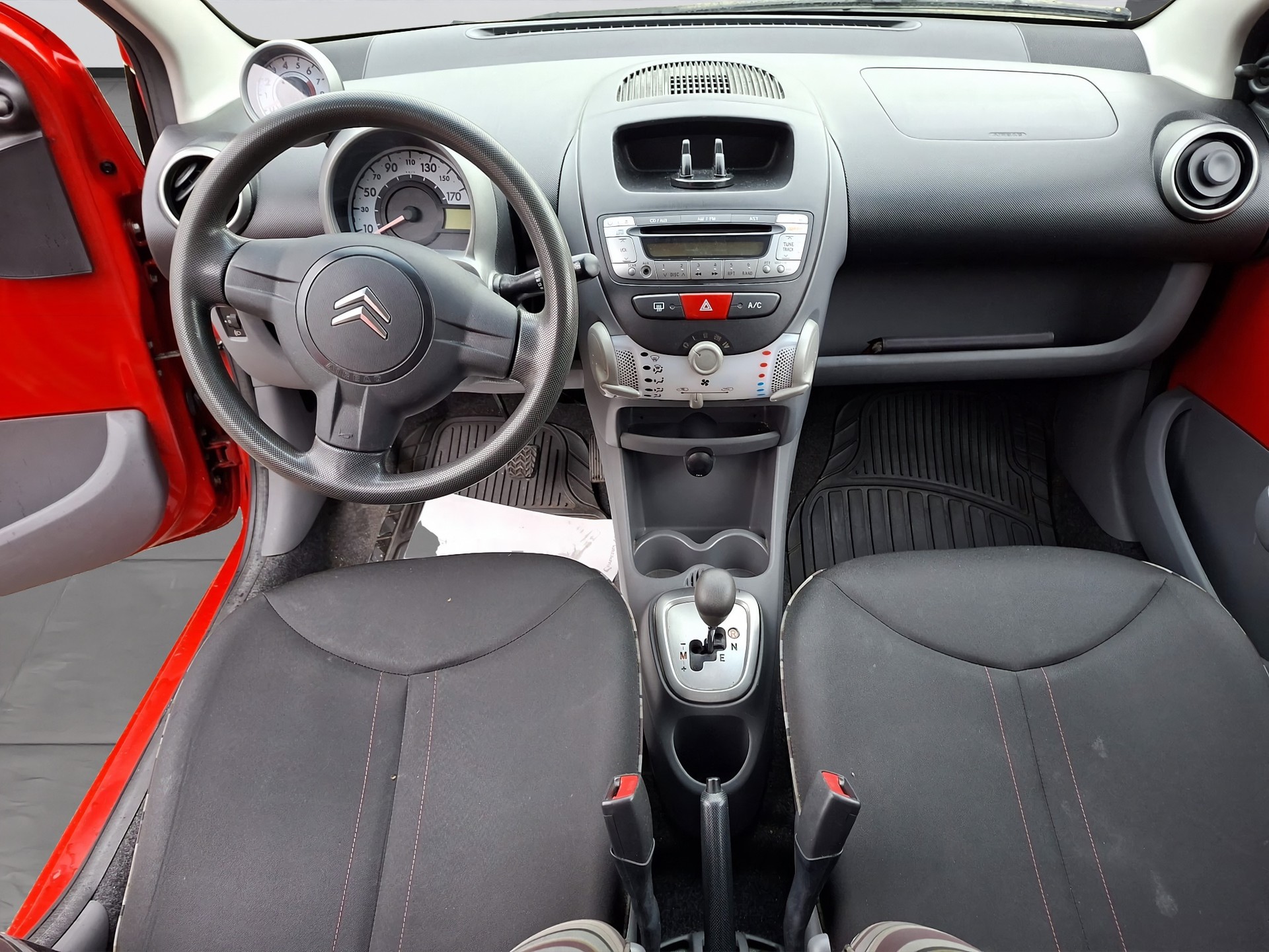 CITROEN C1 1.0i-image-14