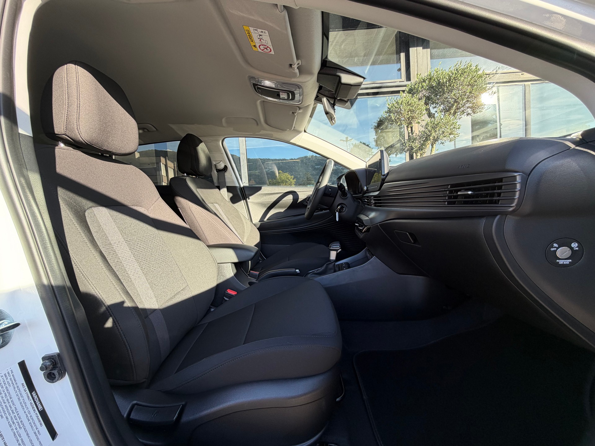 HYUNDAI i20 1.0 T-GDi Amplia DCT-image-10