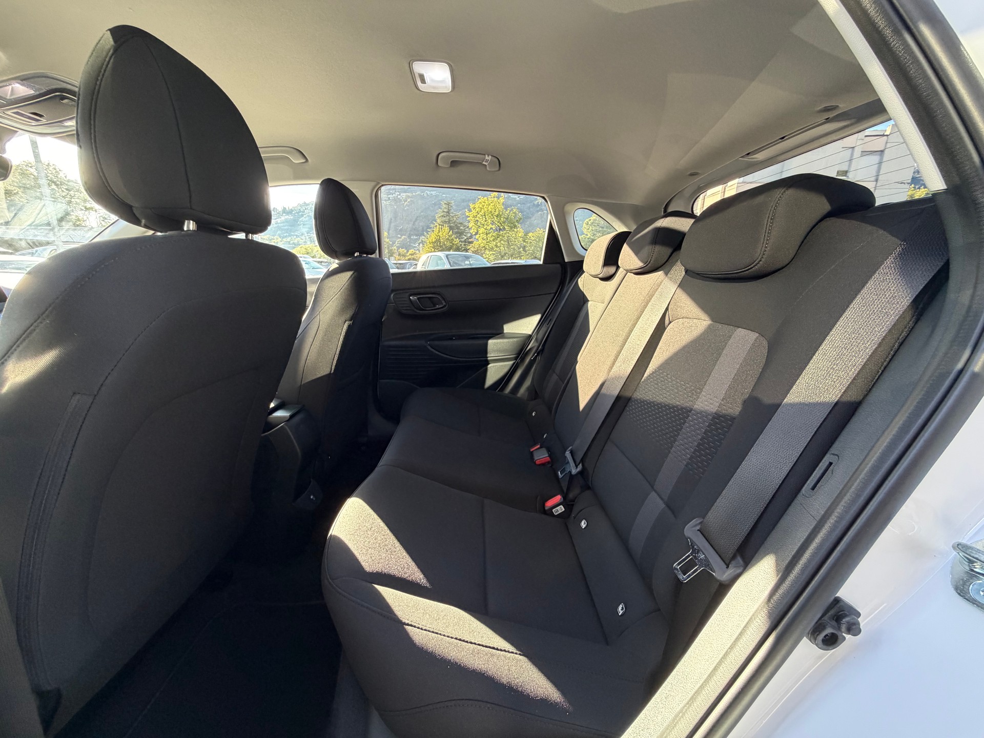 HYUNDAI i20 1.0 T-GDi Amplia DCT-image-15