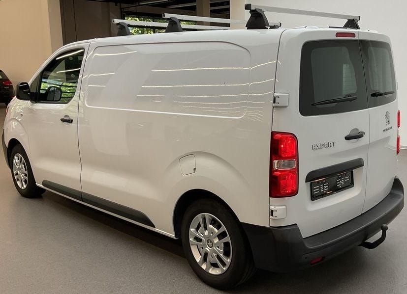 PEUGEOT Expert 2.0 BlueHDi 140 S&S Premium Standard EAT8-image-1