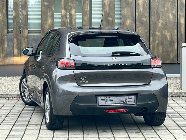 PEUGEOT 208 1.2 PureTech Allure-image-12