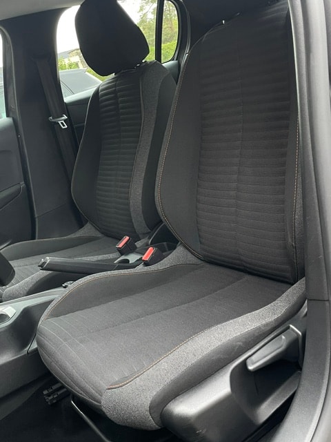 PEUGEOT 208 1.2 PureTech Allure-image-16