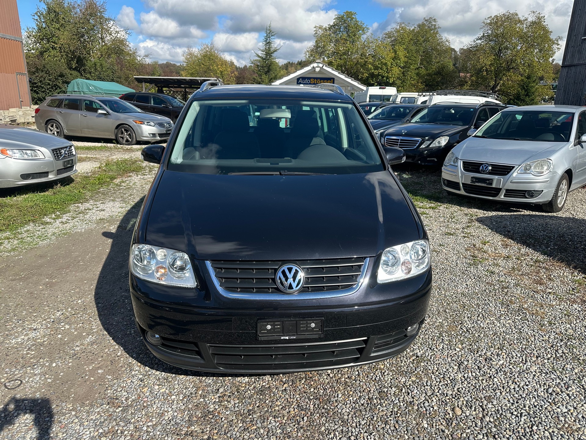 VW Touran 2.0 TDI Highline-image-1