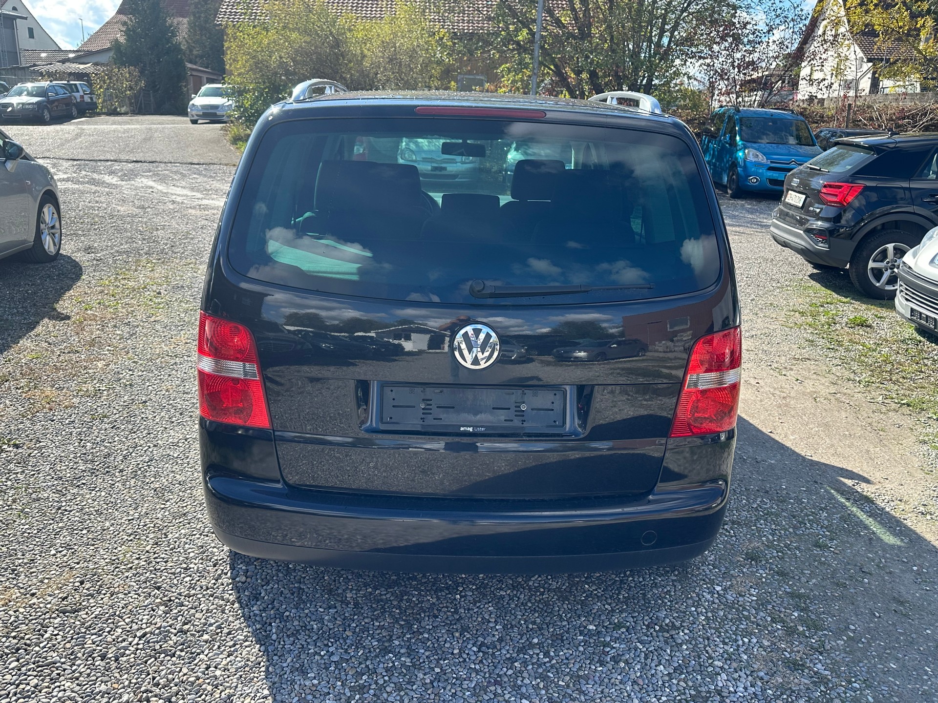 VW Touran 2.0 TDI Highline-image-4