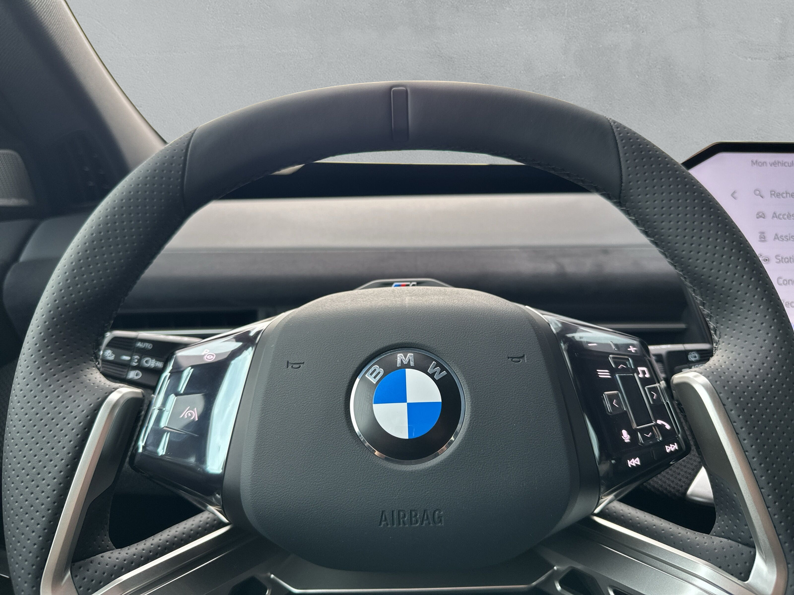 BMW iX3 50 xDrive M Sport Pro **Action de leasing à 0.9%**-image-16