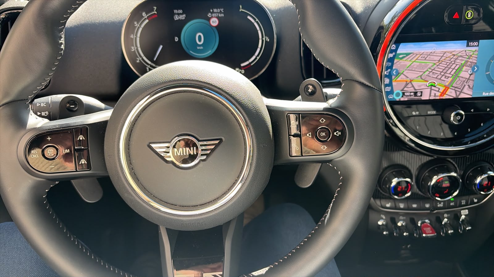 MINI 2.0i Cooper S ALL4-image-14