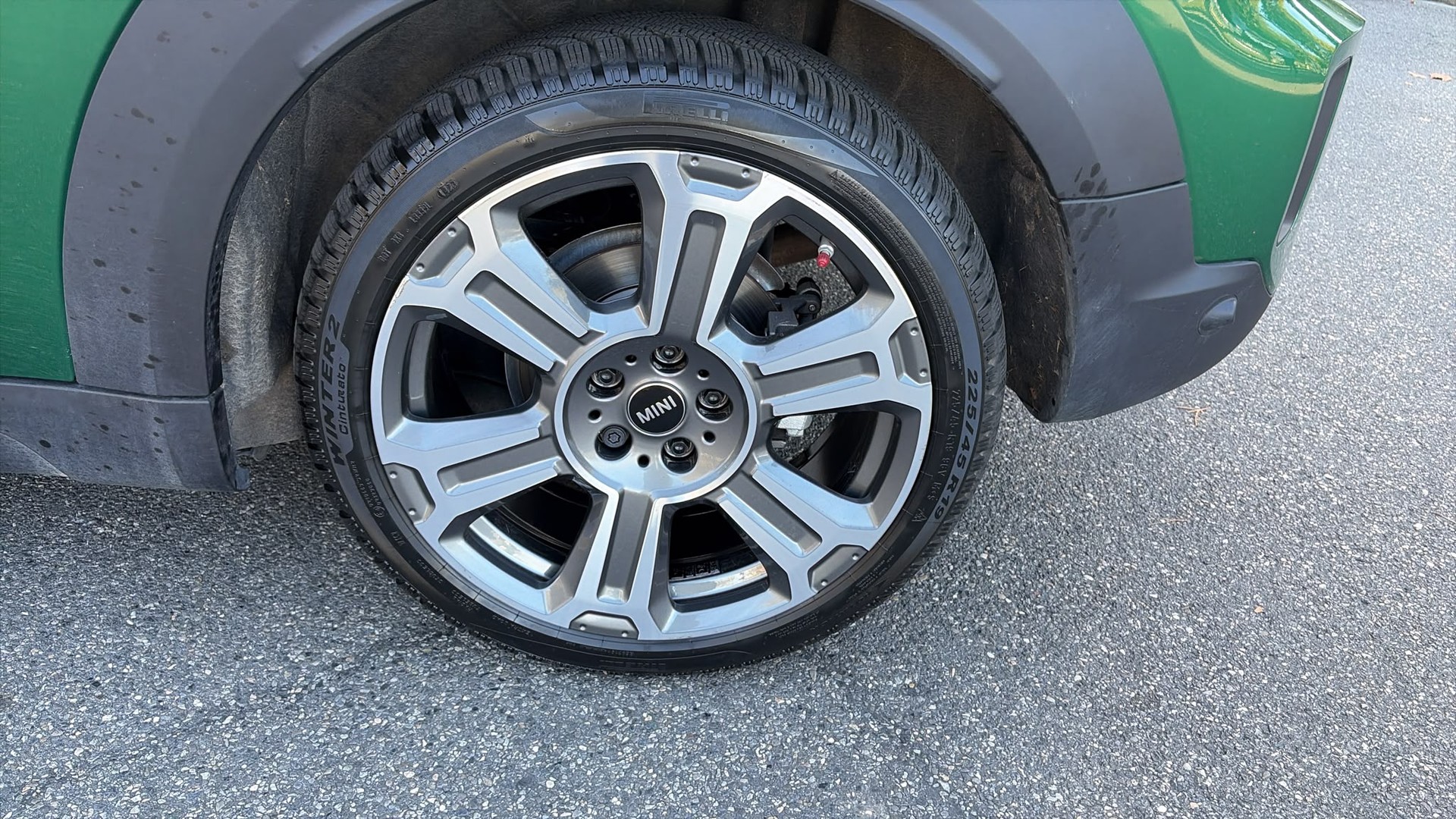 MINI 2.0i Cooper S ALL4-image-9