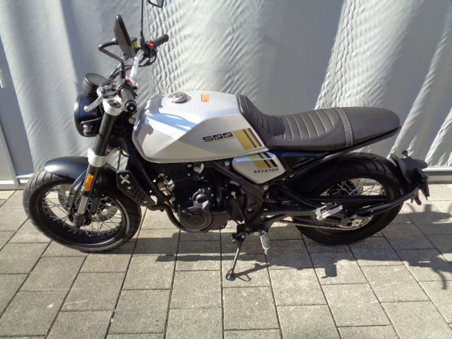 BRIXTON Crossfire 500 X