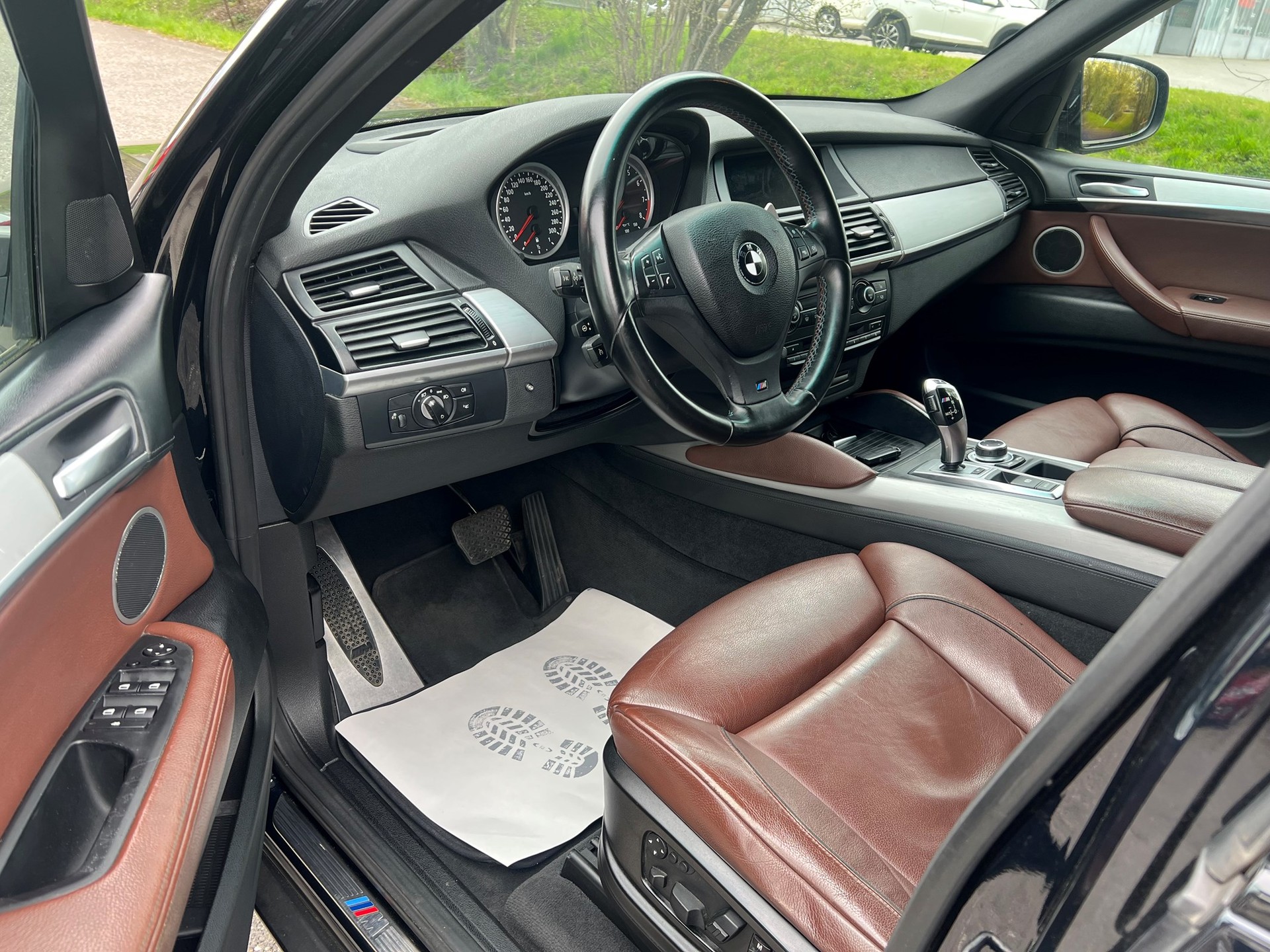 BMW X5 xDrive M Steptronic-image-8