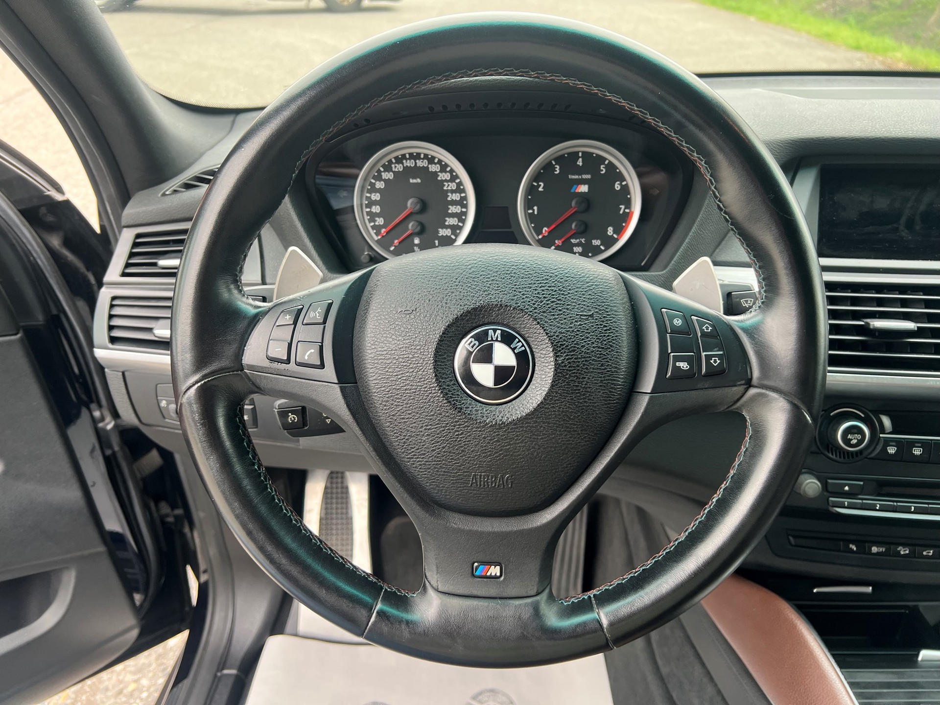 BMW X5 xDrive M Steptronic-image-10