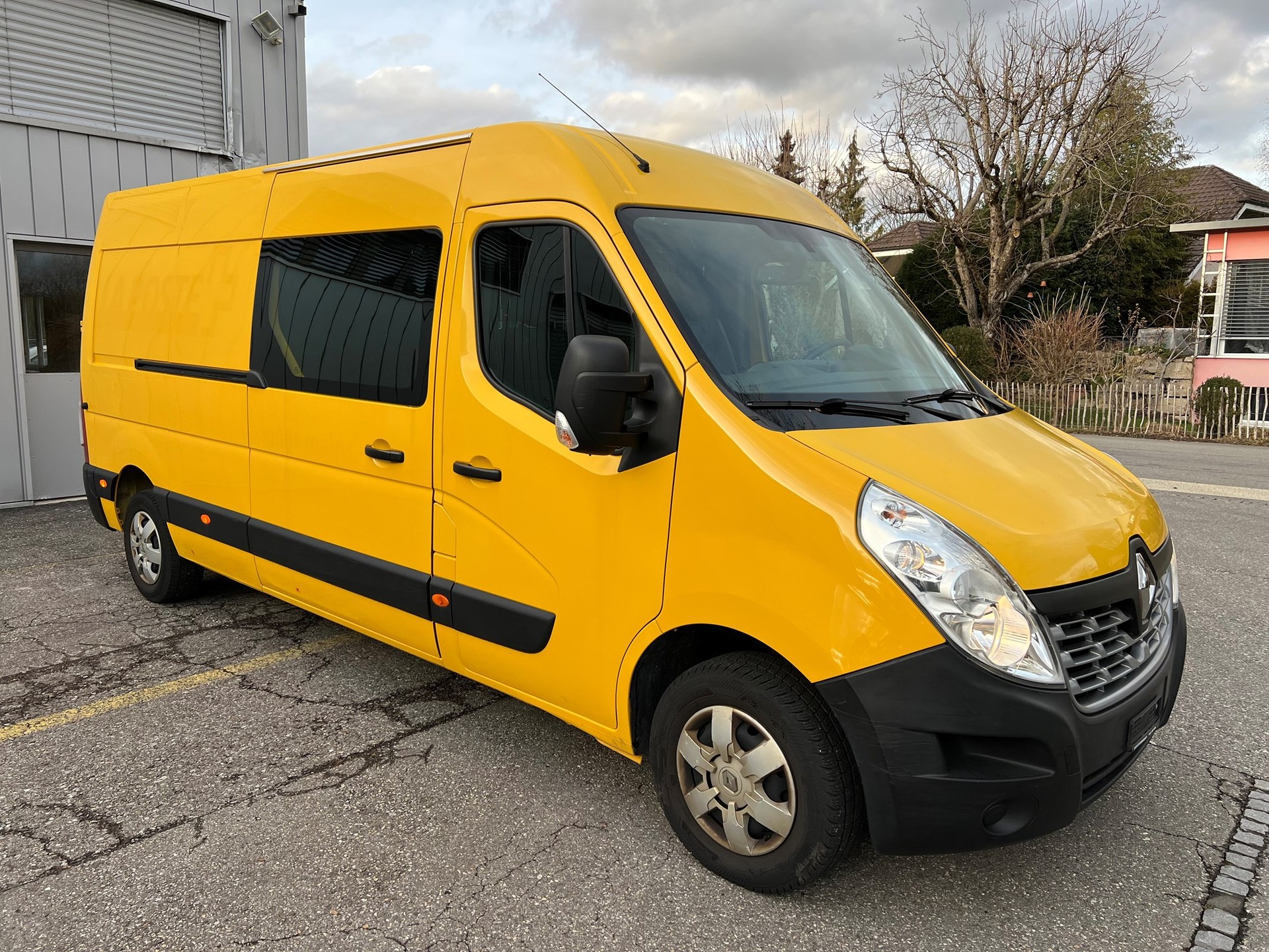 RENAULT Master T35 2.3dCi 130 L3H2-image-1
