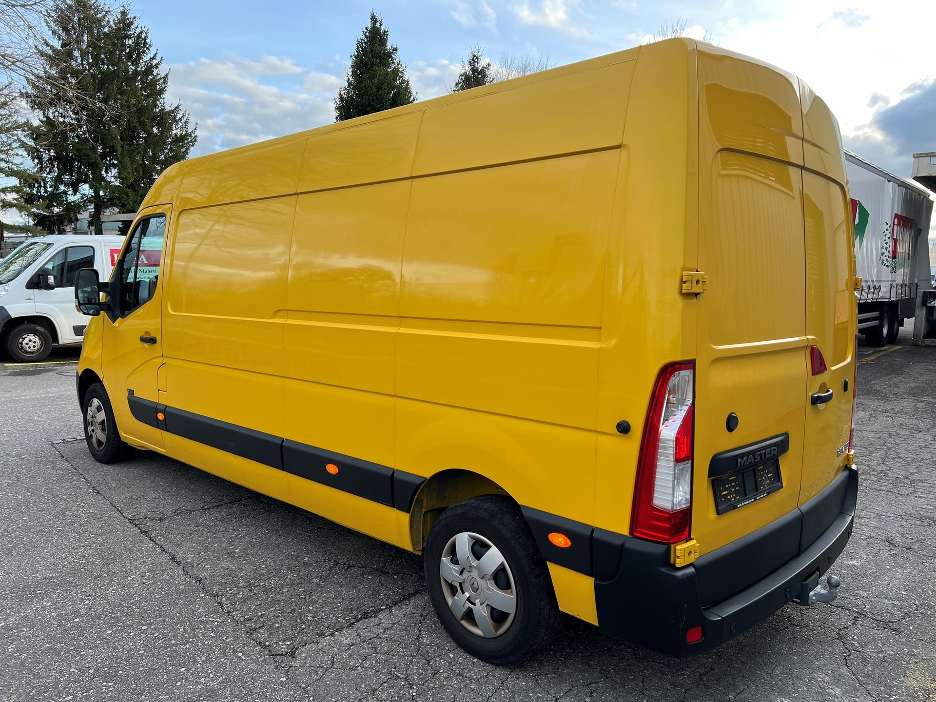 RENAULT Master T35 2.3dCi 130 L3H2-image-3