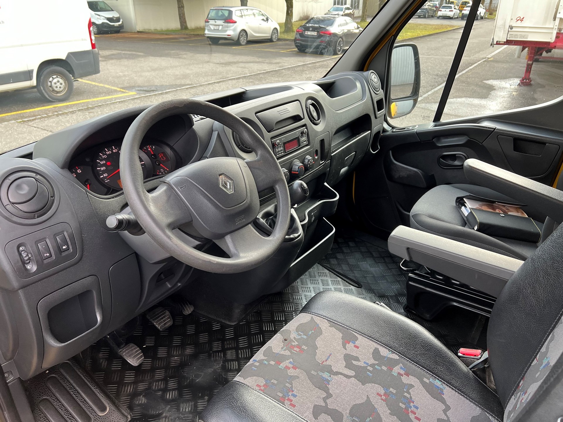 RENAULT Master T35 2.3dCi 130 L3H2-image-7