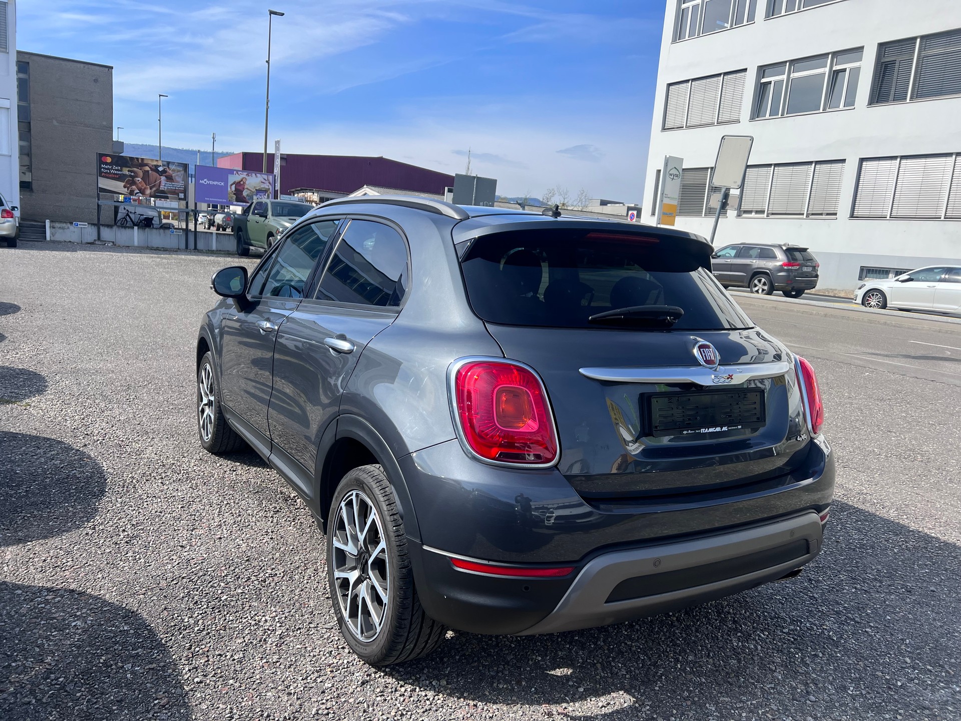 FIAT 500X 2.0 MJ Cross Plus 4x4 Automatic-image-4