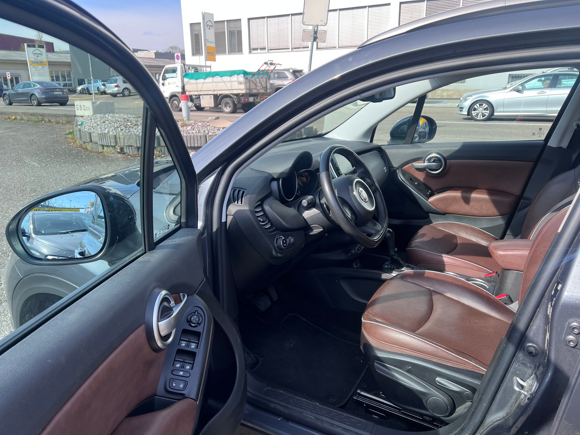 FIAT 500X 2.0 MJ Cross Plus 4x4 Automatic-image-12