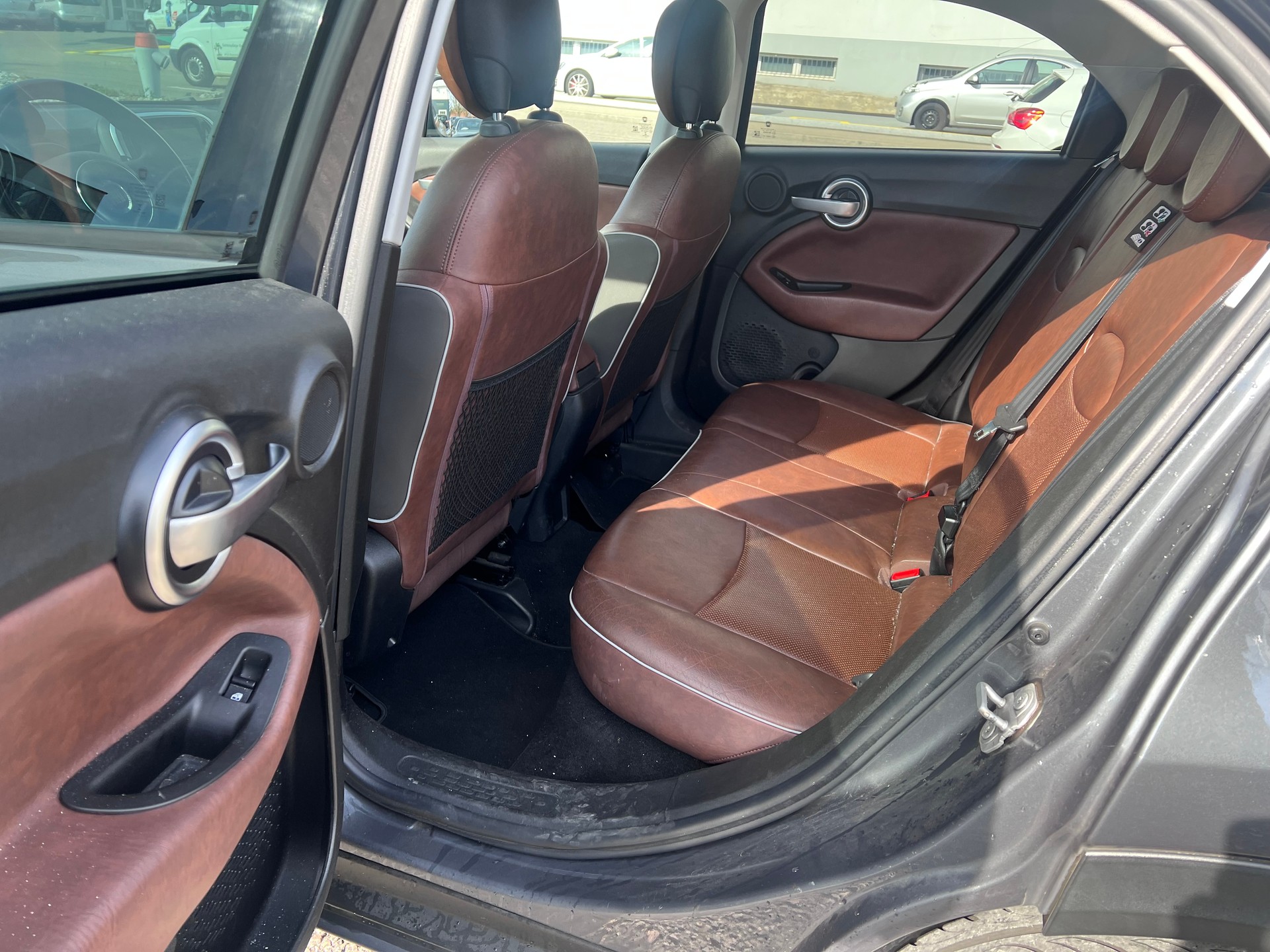 FIAT 500X 2.0 MJ Cross Plus 4x4 Automatic-image-9