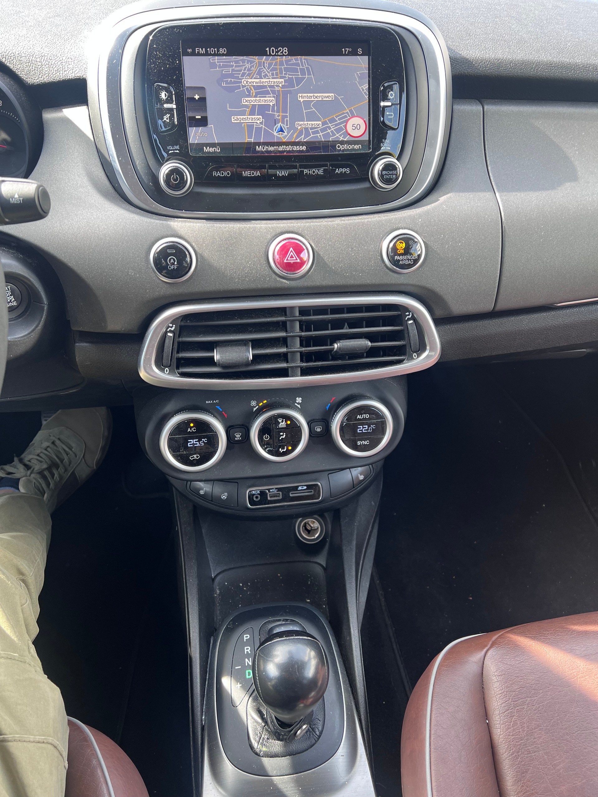 FIAT 500X 2.0 MJ Cross Plus 4x4 Automatic-image-14