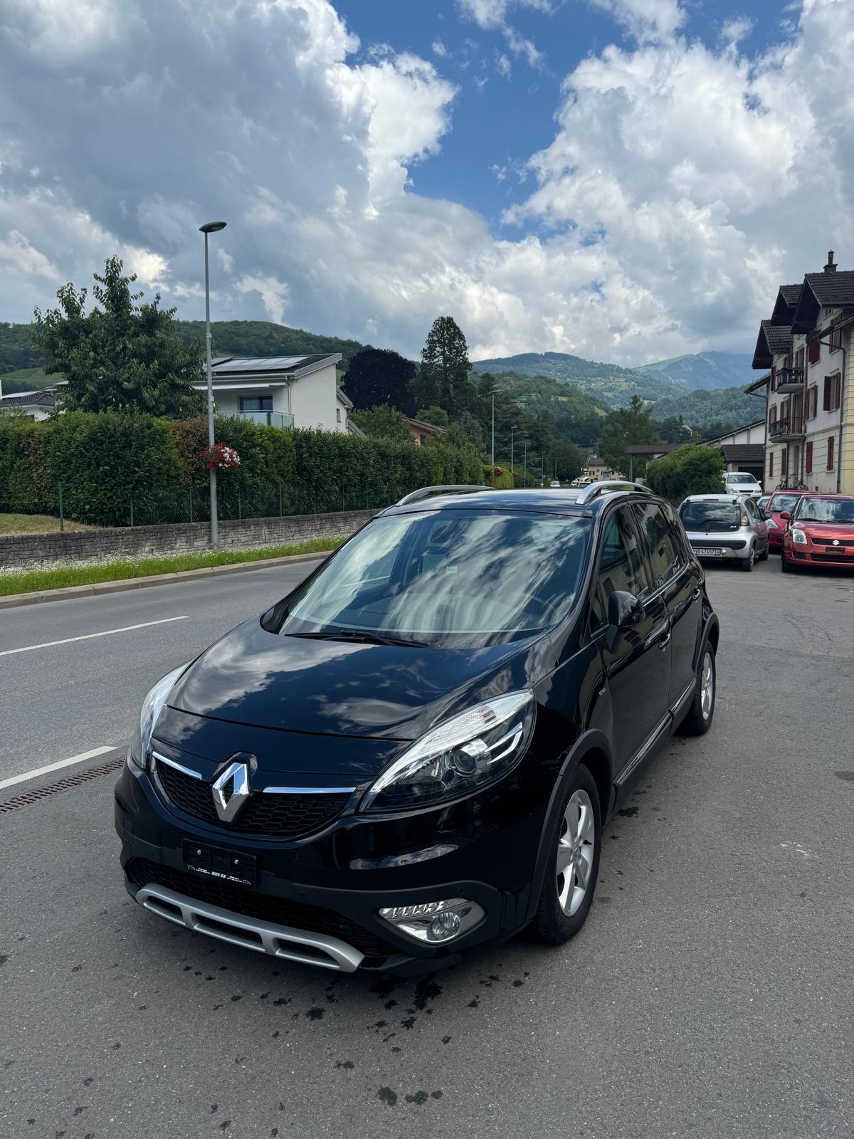 RENAULT Scénic Xmod 1.2 16V Turbo Bose Edition-image-0