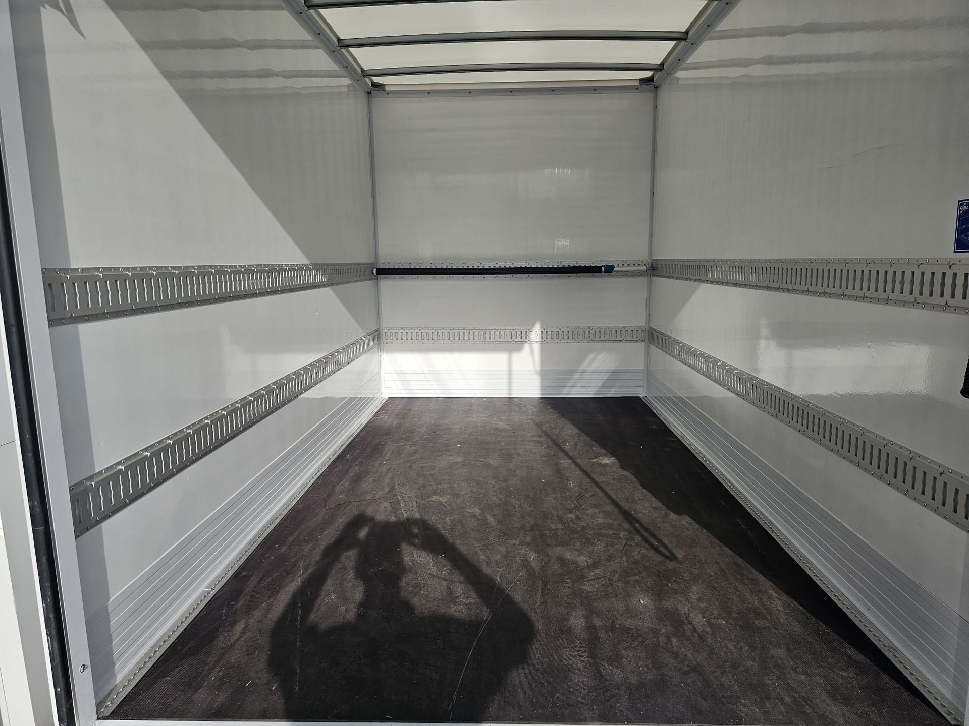 VW Crafter 35 2.0 BiTDI Champ. HD L3 Kip./Prit./Kof.+Heb. RWD A-image-5