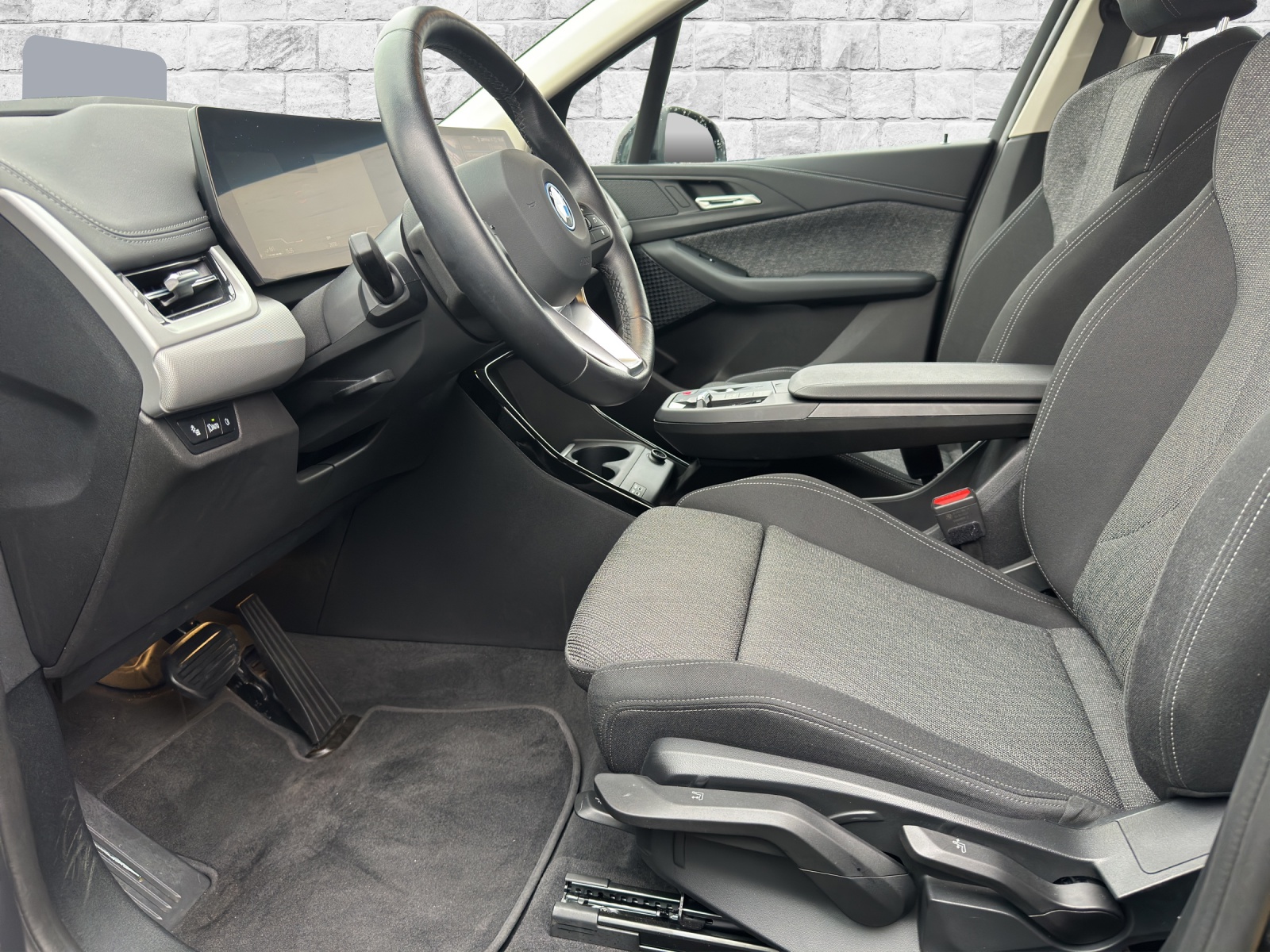 BMW 225e xDrive Act. Tourer-image-6