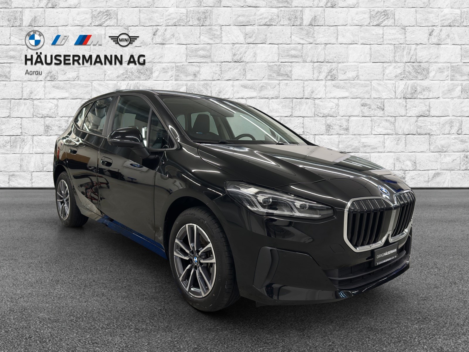 BMW 225e xDrive Act. Tourer-showroom-element-2