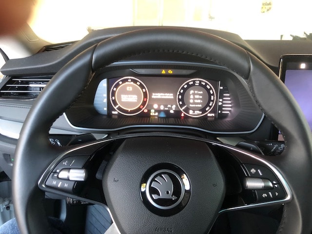 SKODA Octavia Combi 1.5 TSI mHEV DSG Selection Launch-image-3
