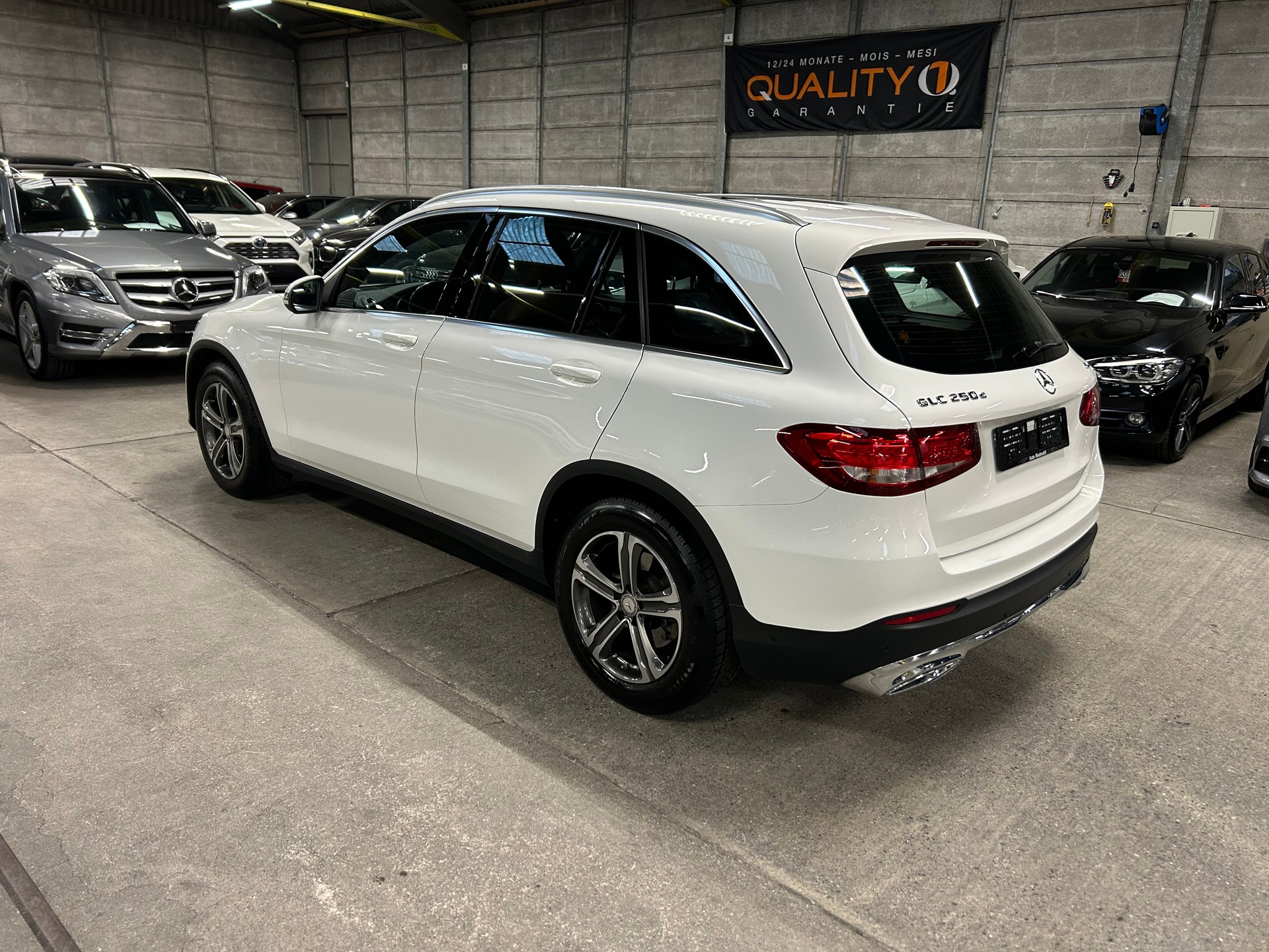 MERCEDES-BENZ GLC 250 d Exclusive 4Matic 9G-Tronic-image-5