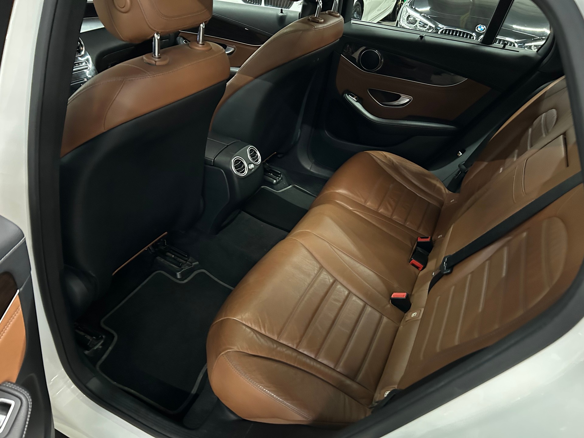 MERCEDES-BENZ GLC 250 d Exclusive 4Matic 9G-Tronic-image-10