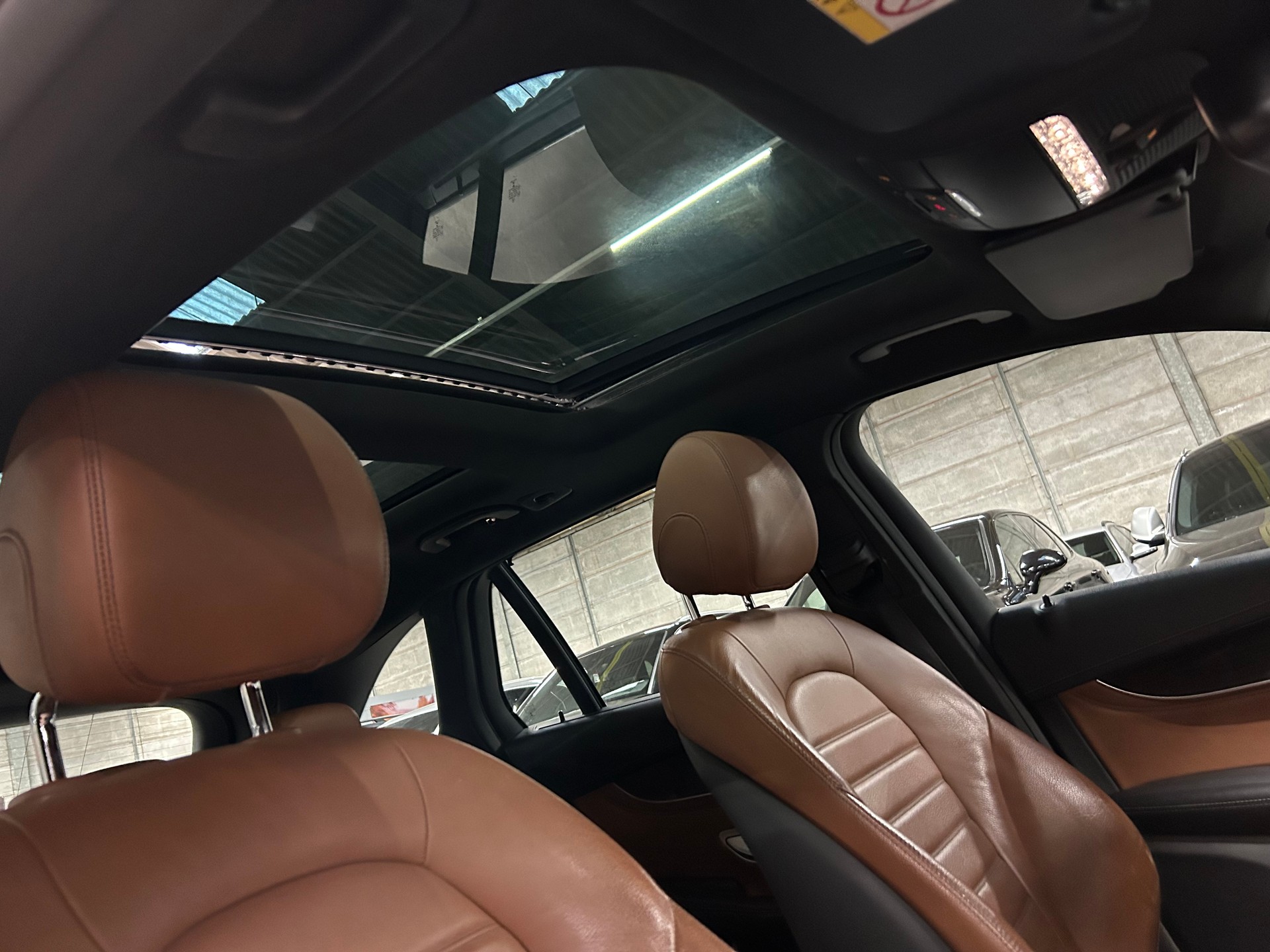 MERCEDES-BENZ GLC 250 d Exclusive 4Matic 9G-Tronic-image-14
