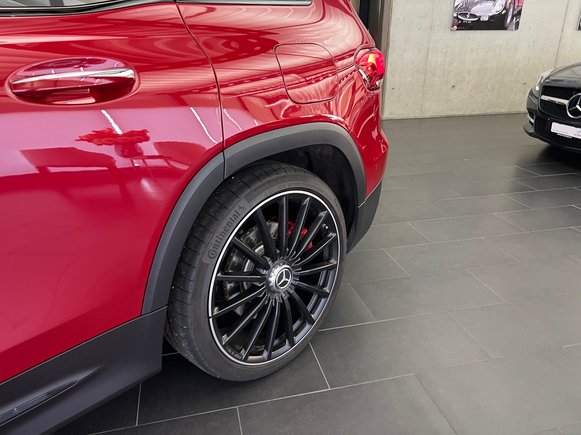 MERCEDES-BENZ GLB 35 AMG 4Matic 8G-Tronic-image-8