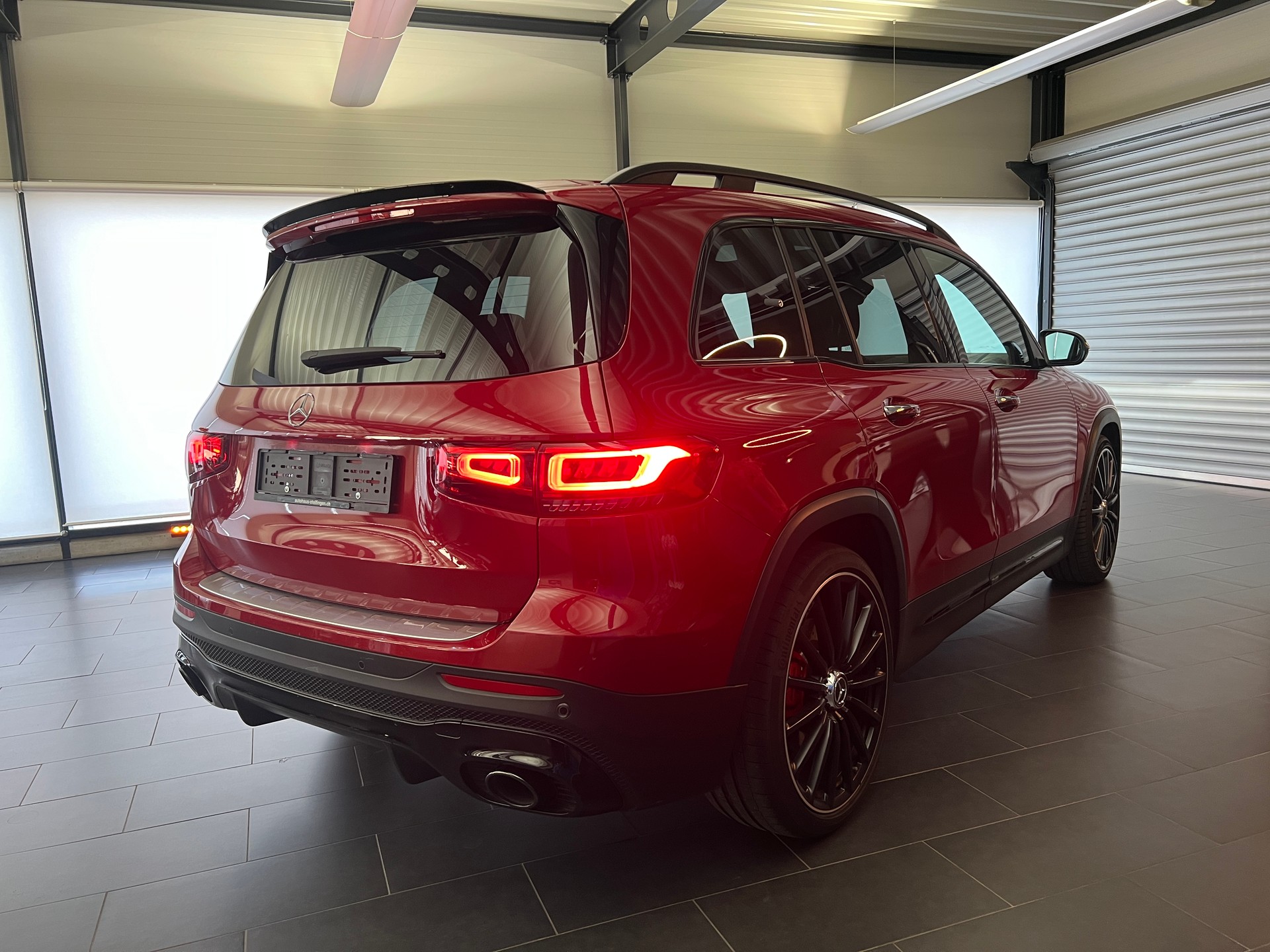 MERCEDES-BENZ GLB 35 AMG 4Matic 8G-Tronic-image-23