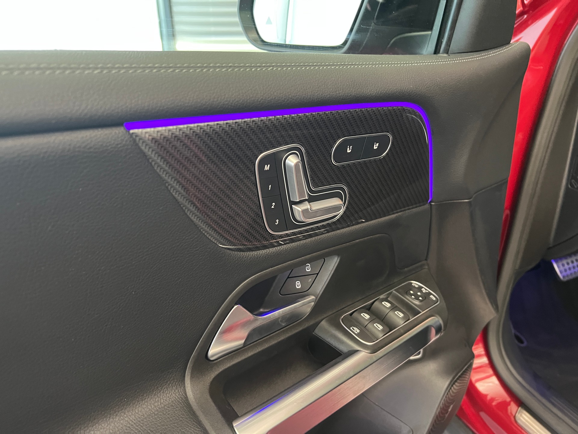 MERCEDES-BENZ GLB 35 AMG 4Matic 8G-Tronic-image-12