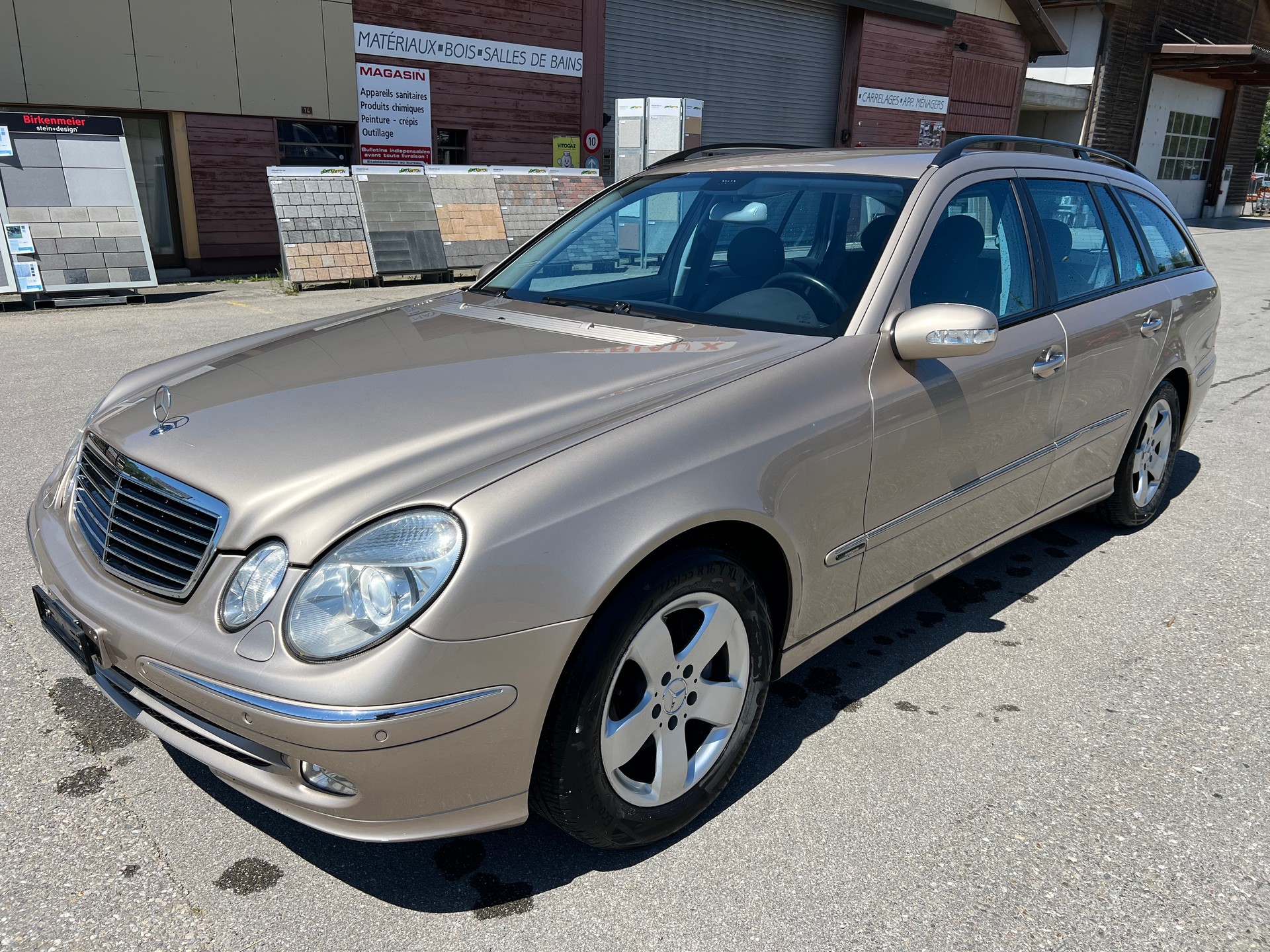 MERCEDES-BENZ E 270 CDI Avantgarde