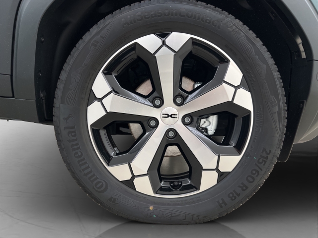 DACIA Duster 1.2 TCe Journey 4WD-image-9