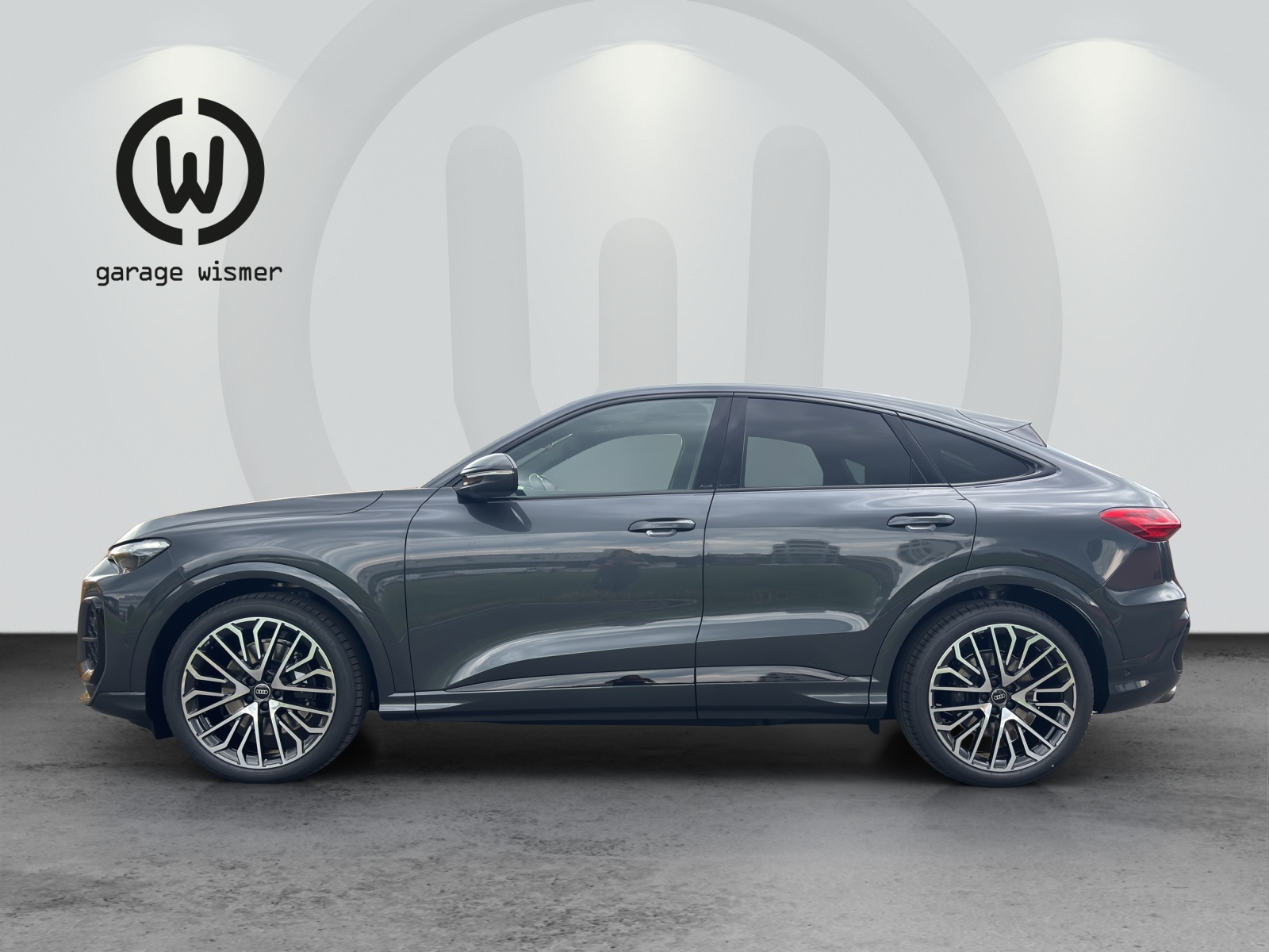 AUDI SQ5 Sportback TFSI quattro S-tronic-showroom-element-1