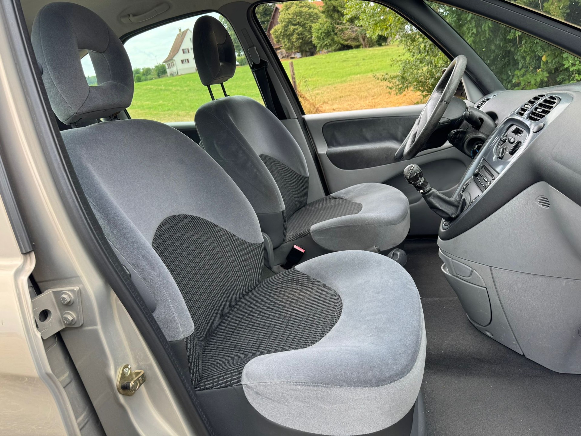 CITROEN Xsara Picasso 1.8i 16V Exclusive-image-14