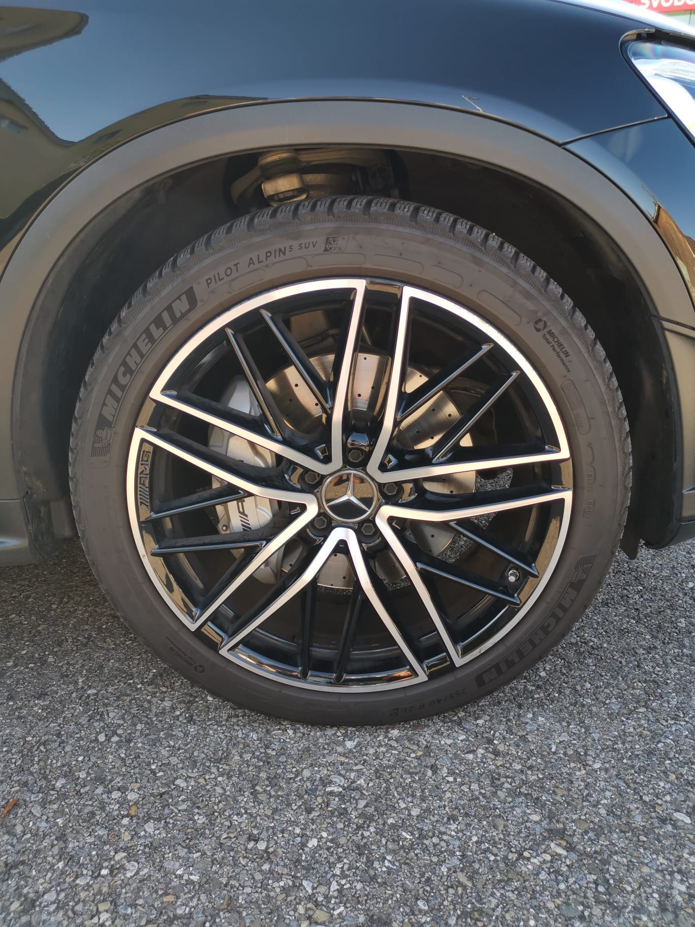 MERCEDES-BENZ GLC 43 AMG 4Matic 9G-Tronic-image-4
