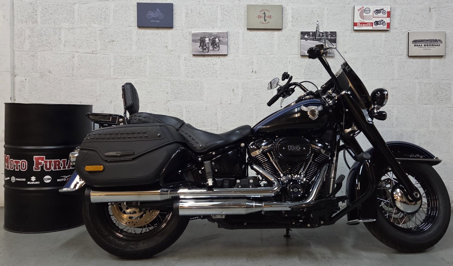 HARLEY-DAVIDSON FLHCS Heritage Classic 114 ABS