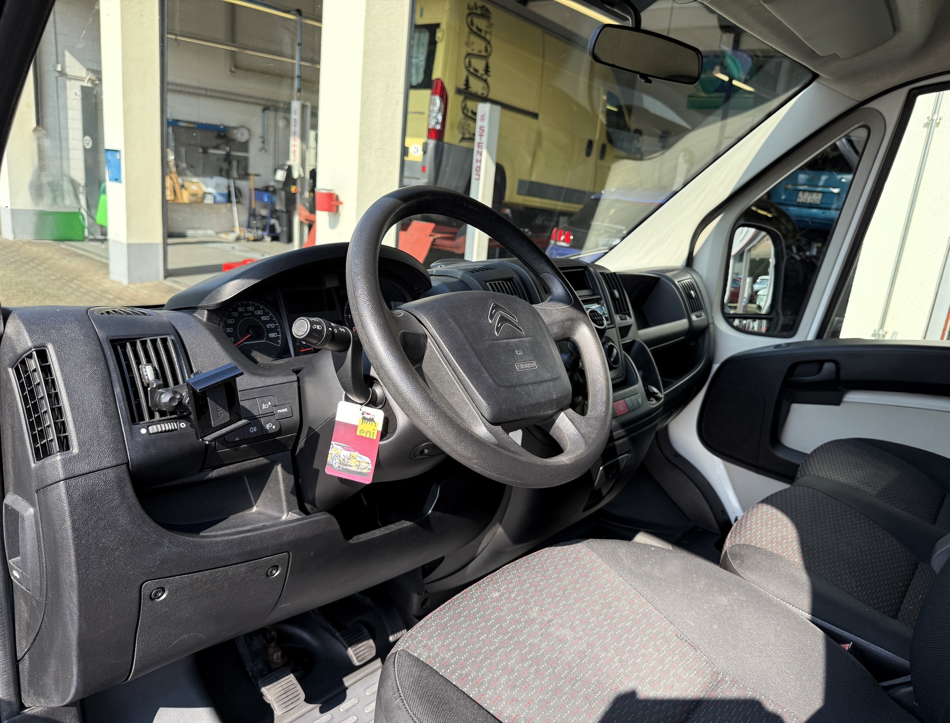 CITROEN Jumper 30 2.2 HDi 110 Attraction L1H1-image-14