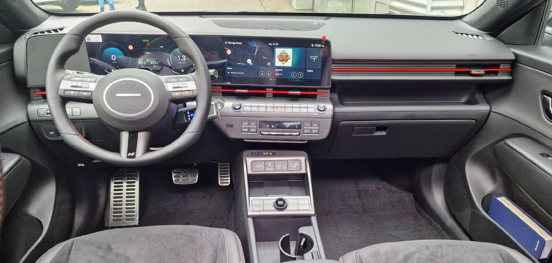HYUNDAI Kona 1.6 GDi Hybrid N-Line-image-9